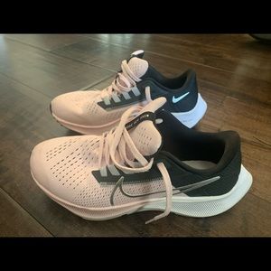 Big Girls Nike Air Zoom Pegasus 38 - Size 5.5Y - Pink/Black